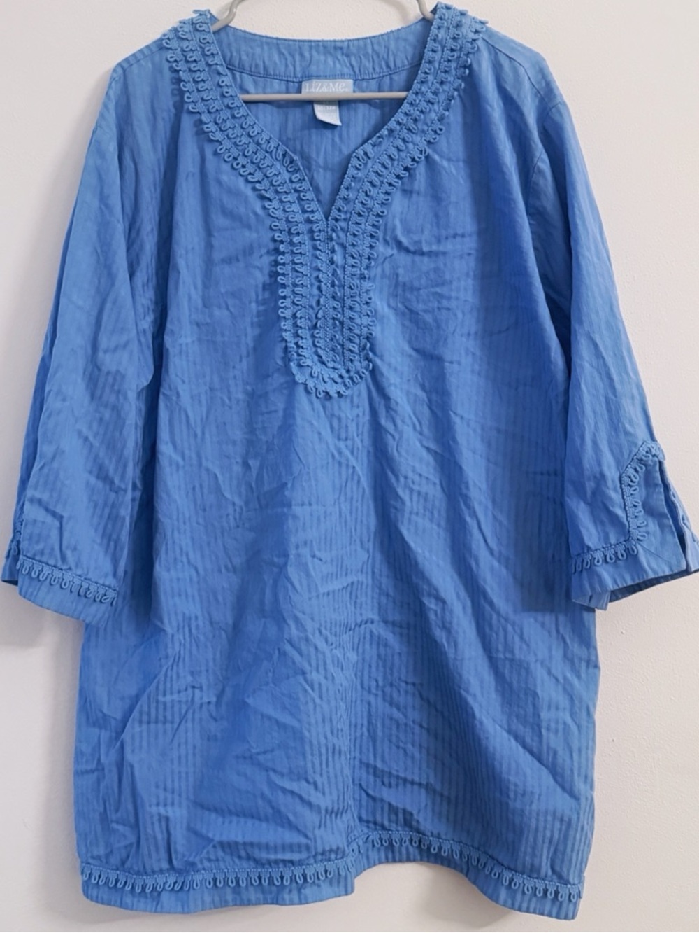 Liz & Me Women's Blue Embroidered Tunic Top Relaxed Fit Lightweight Plus Size 4X - Picture 2 of 5